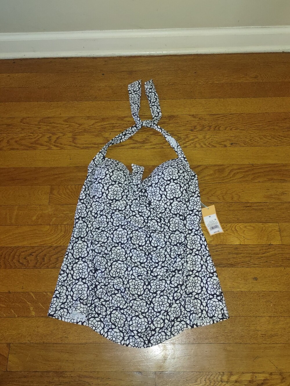 NWT black and white underwire boho geometric tankini top medium Kona sol